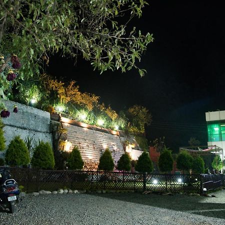 Sumeru Resort Pithorāgarh Exterior foto